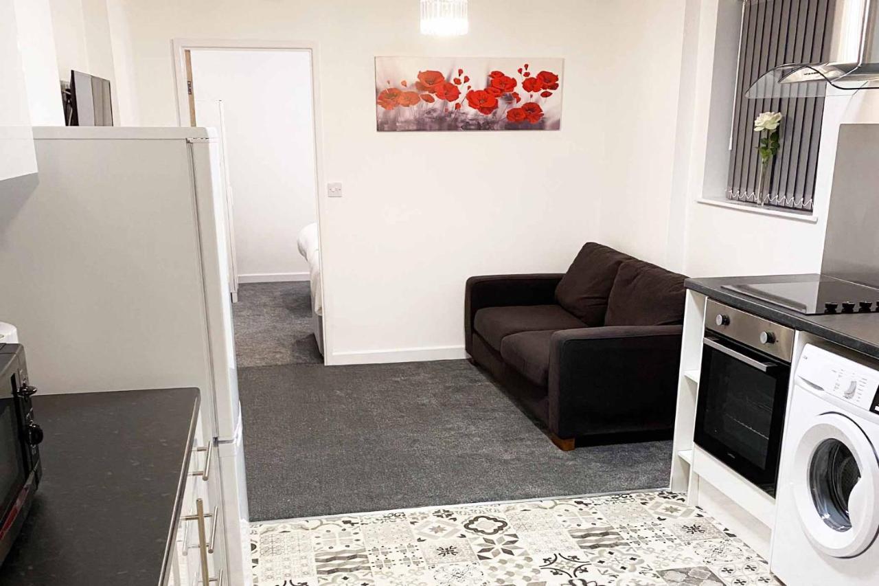 Sutton Contractor Accommodation - Warrington, St Helens Clock Face Esterno foto