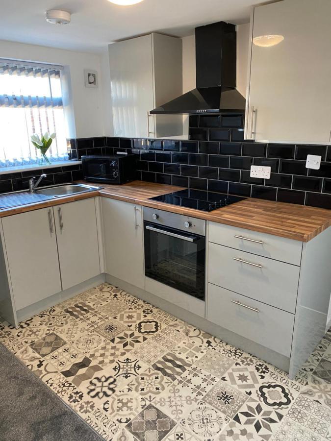 Sutton Contractor Accommodation - Warrington, St Helens Clock Face Esterno foto